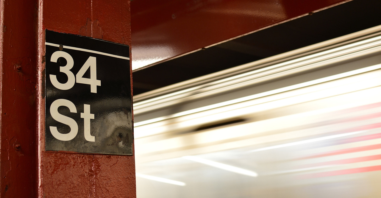 35 West 33rd Street, Unit 32C Manhattan, NY 10001 - Photo 20 of 21 a close up of a street sign