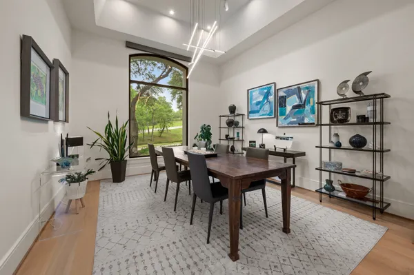 $2,600,000 | 3907 Fox Glen Drive, Irving, TX 75062