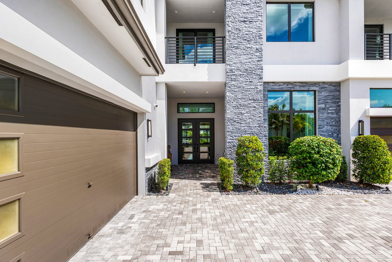 9625 Vescovato Way Boca Raton, FL 33496 - Photo 4 of 95