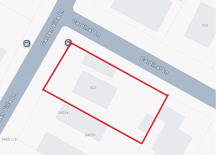 923 Cardinal Lane Austin, TX 78704 - Photo 1 of 2 a view of a hallway with windows