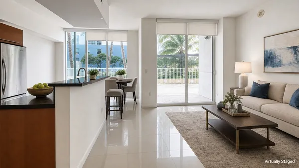 $3,500 | 253 Northeast 2nd Avenue, Unit 802, Miami, FL 33132