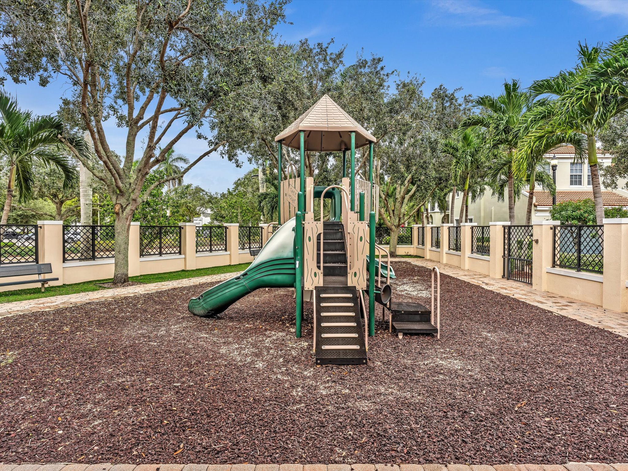 790 Northwest 83rd Lane Boca Raton, FL 33487 - Photo 48 of 60 Gallery Image 48