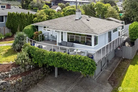 $1,050,000 | 10417 76th Avenue South, Seattle, WA 98178