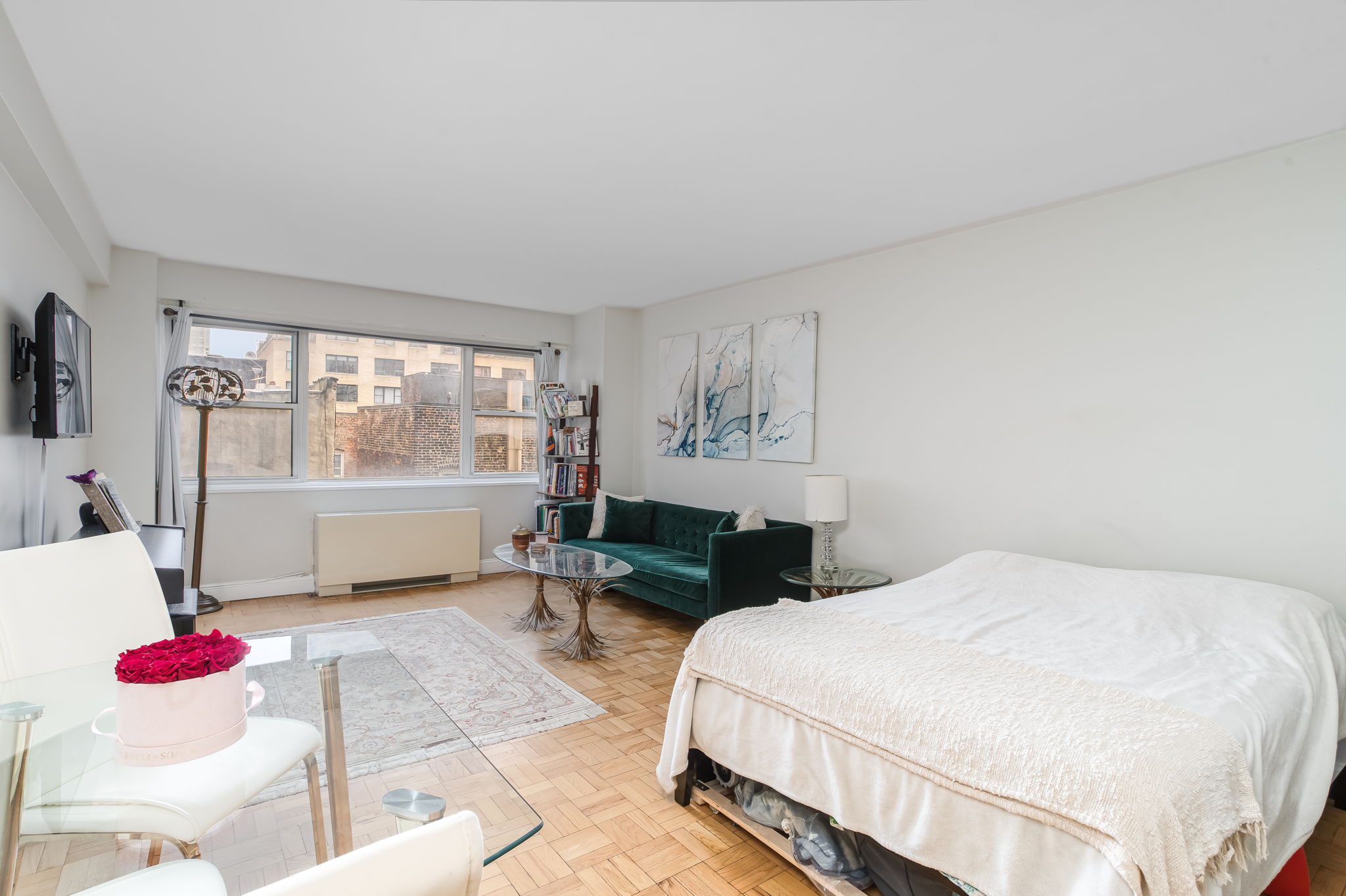 321 East 48th Street, Unit 8K Manhattan, NY 10017 - Photo 9 of 10
