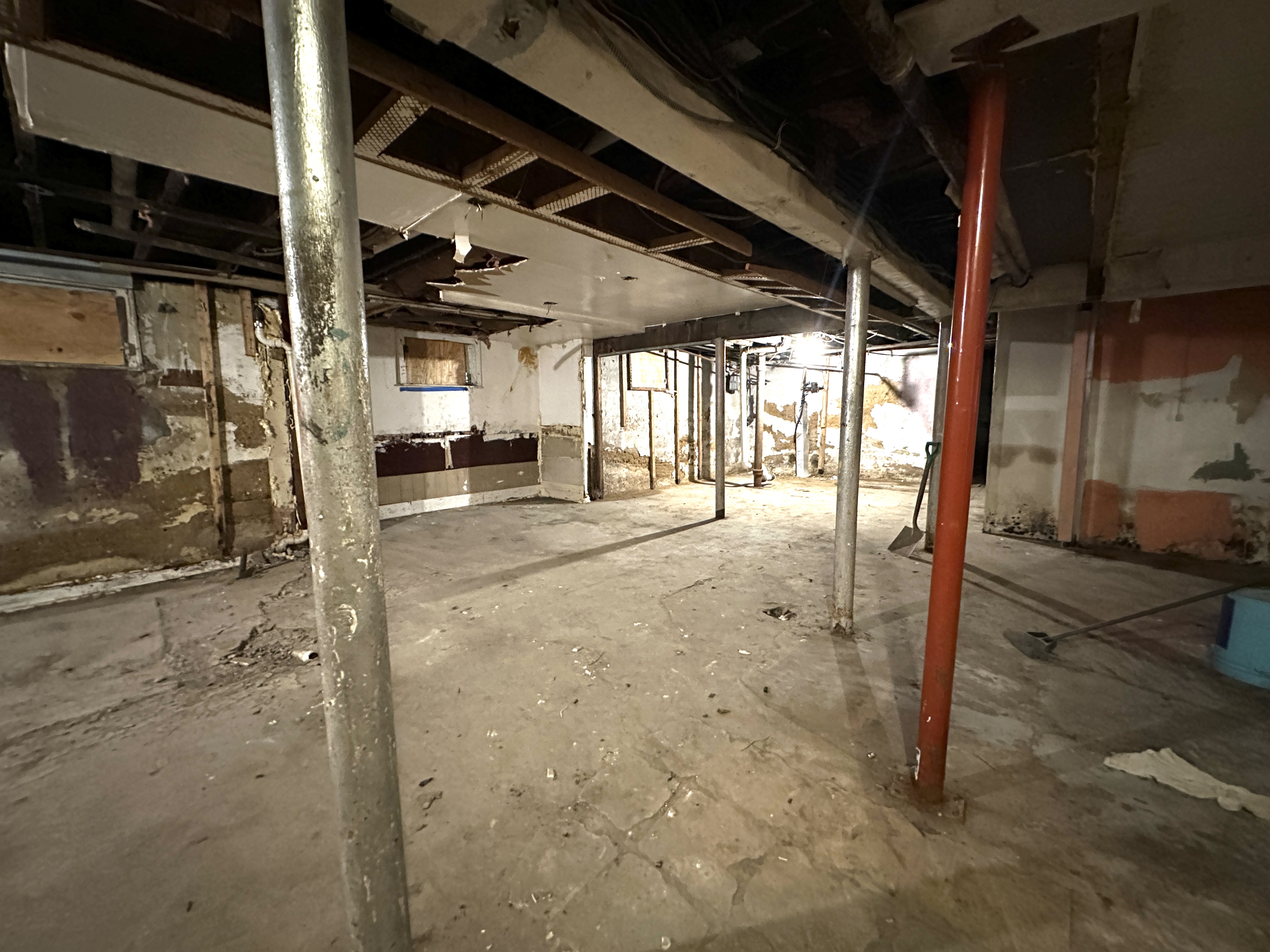 92-64 Springfield Boulevard Queens, NY 11428 - Photo 24 of 25 a view of a porch