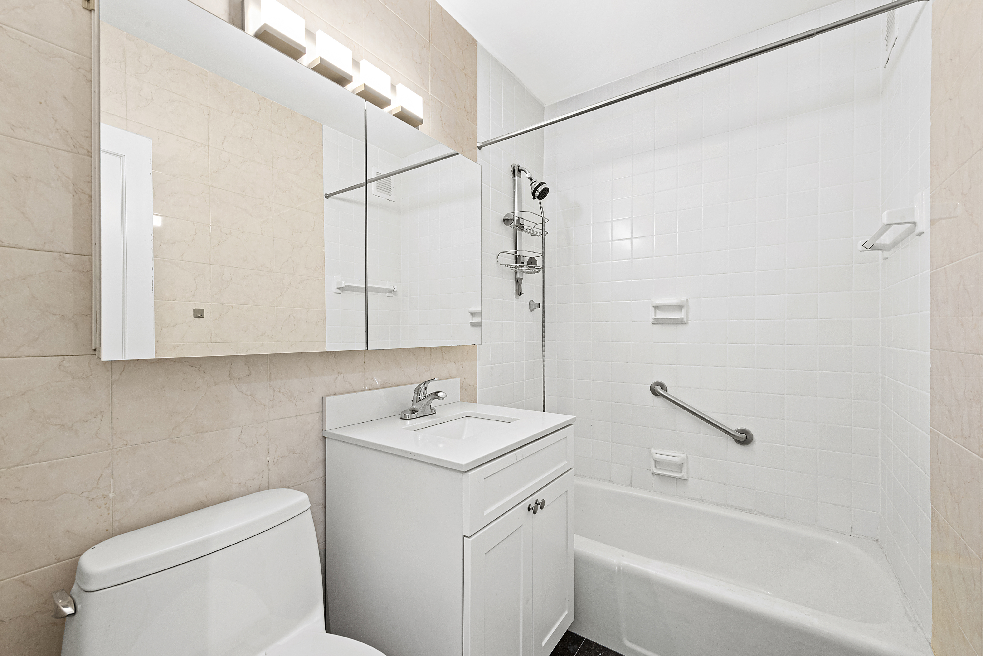 250 East 87th Street, Unit 30AJ Manhattan, NY 10128 - Photo 8 of 9