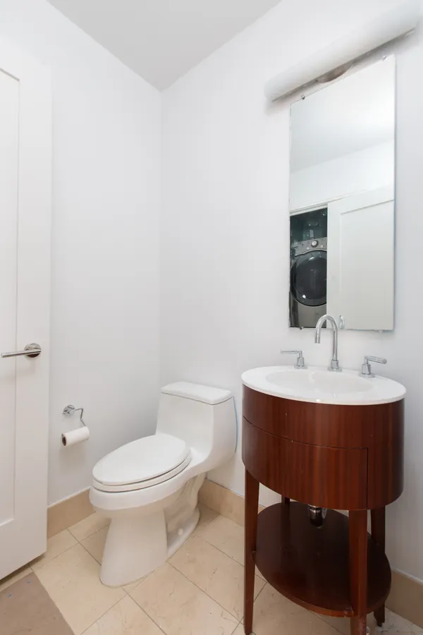 $8,900 | 30 West Street, Unit 15B | Battery Park City