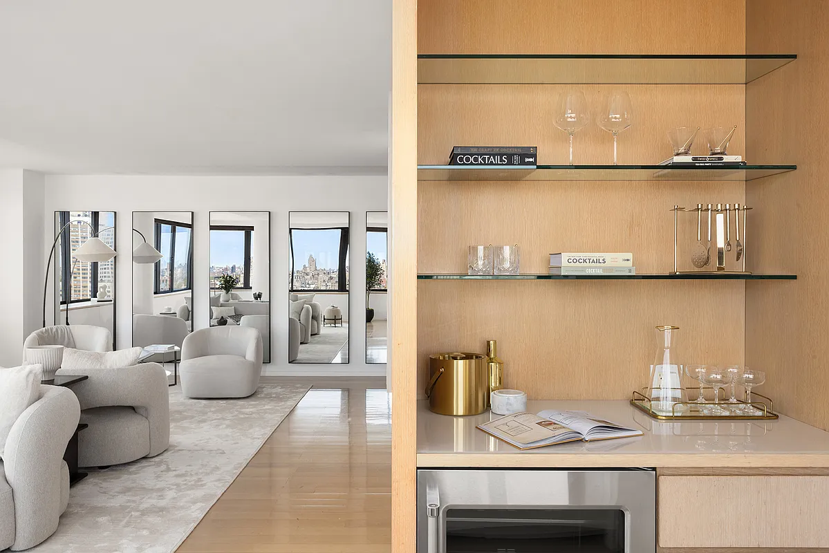 111 West 67th Street, Unit 28DEF Manhattan, NY 10023 - Photo 5 of 27