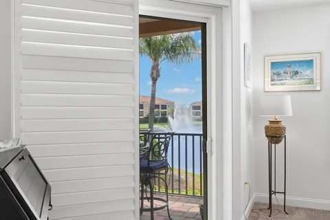 $885,000 | 6 Academy Way, Unit 221, St. Petersburg, FL 33711