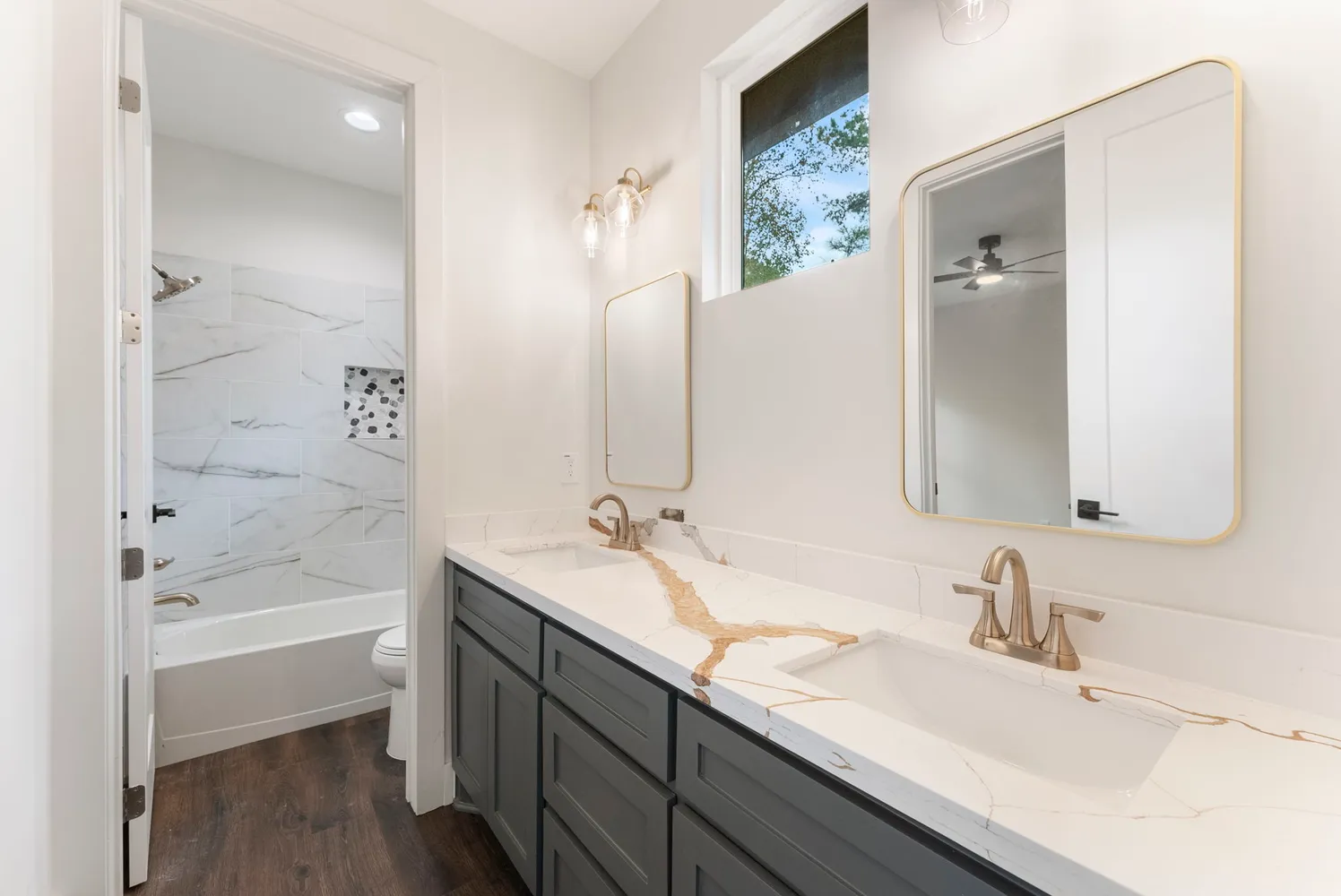 $887,500 | 29001 Colin Court, Waller, TX 77484