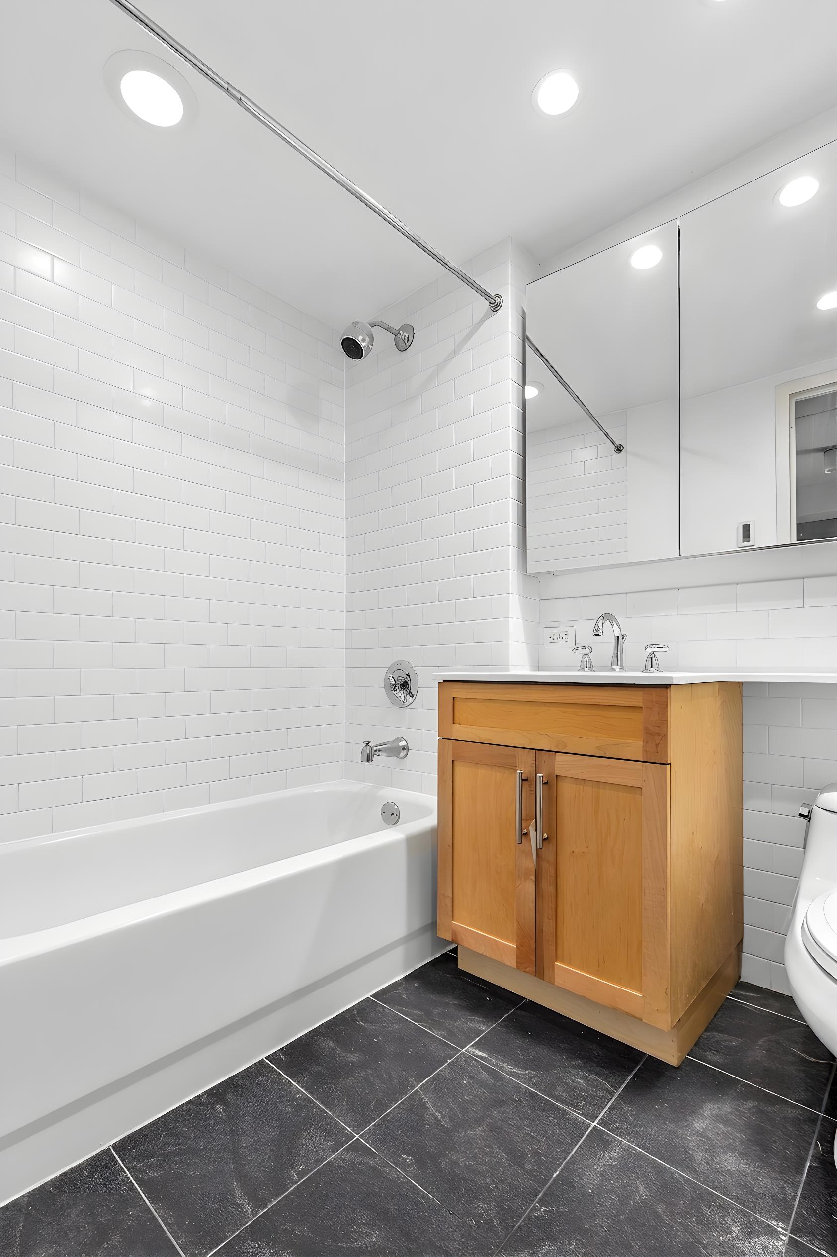 516 West 47th Street, Unit S3E Manhattan, NY 10036 - Photo 7 of 14