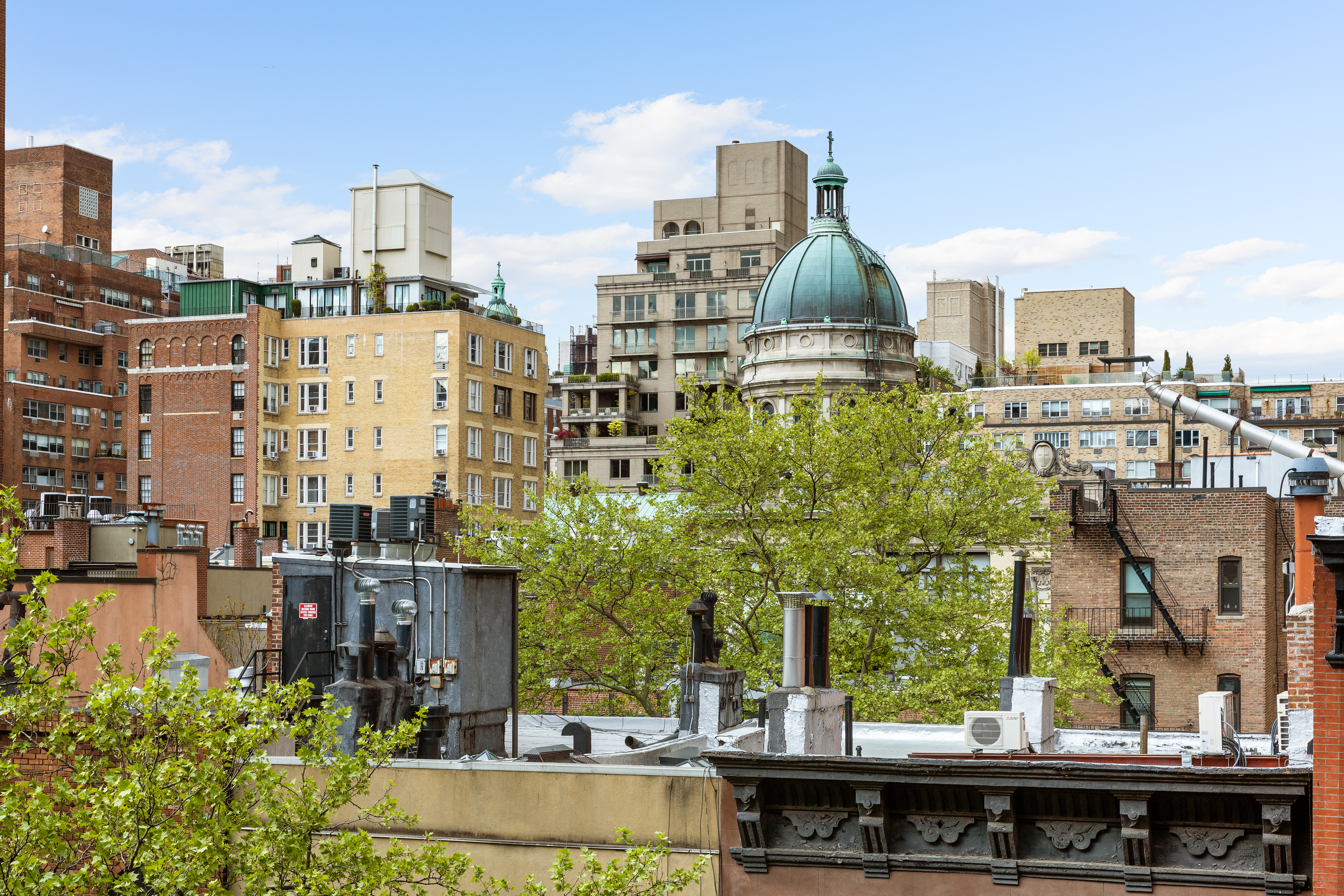 168 East 74th Street, Unit 6A Manhattan, NY 10021 - Photo 12 of 13