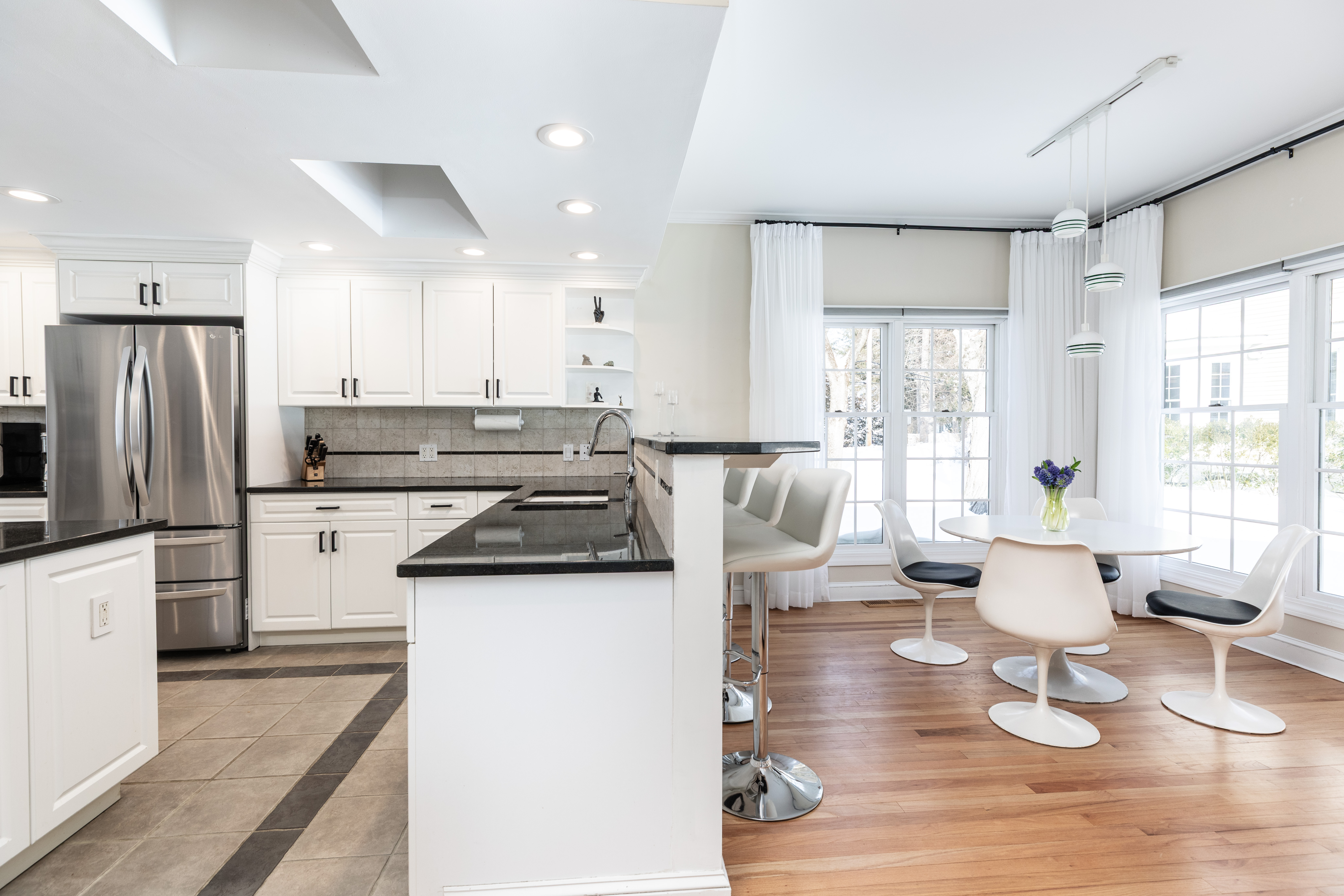 31 Woodfield Road Wellesley, MA 02482 - Photo 6 of 38