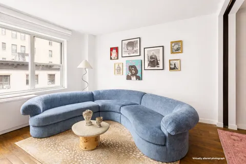 $1,395,000 | 130 East 63rd Street, Unit 6A | Lenox Hill
