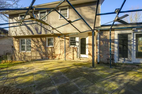 $675,000 | 115 Lakeside Drive, Greenbelt, MD 20770