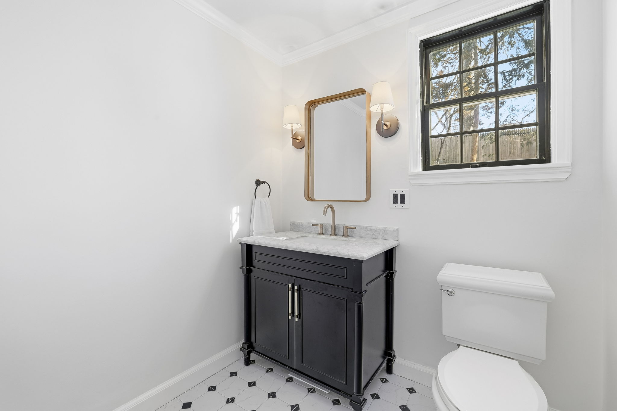 56 Eton Road Bronxville, NY 10708 - Photo 24 of 39