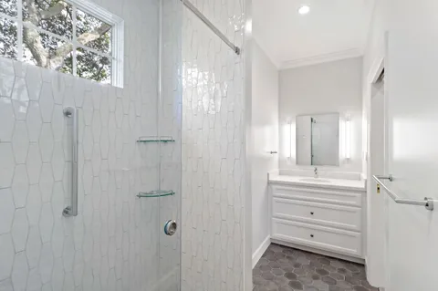 $3,000,000 | 616 Lakeview Way, Redwood City, CA 94062