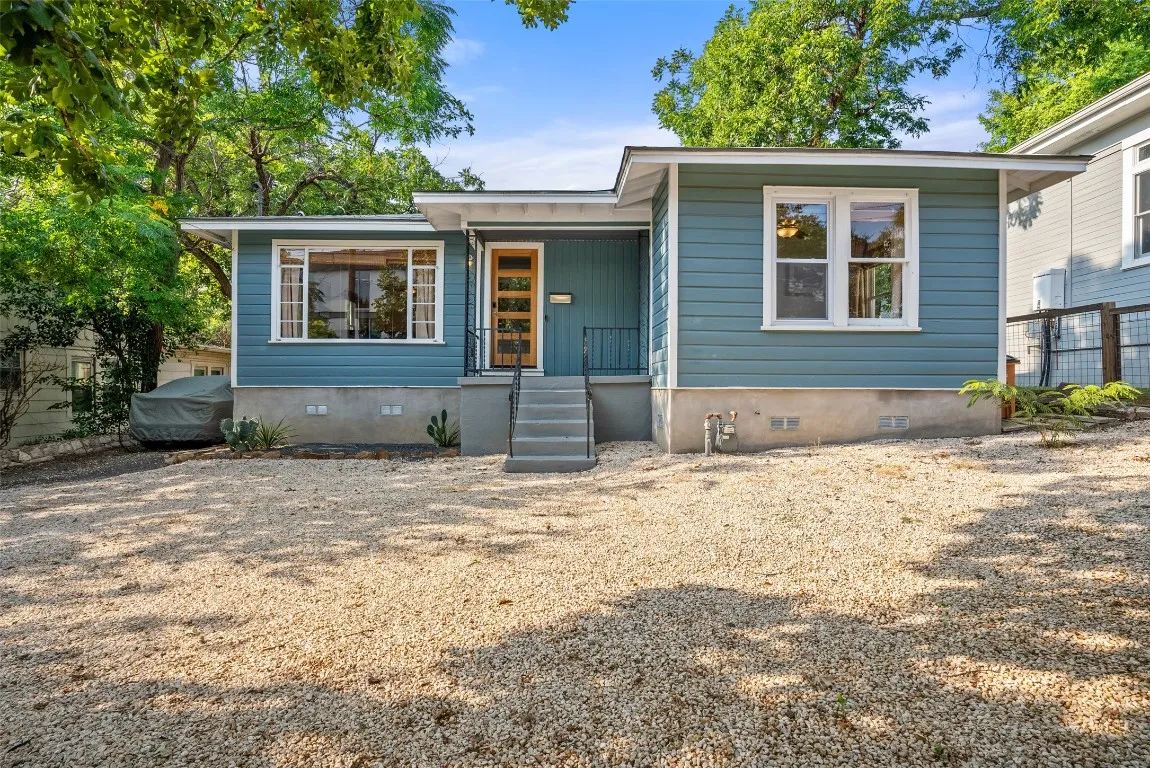 $875,000 | 2102 East Martin Luther King Jr Boulevard, Austin, TX 78722