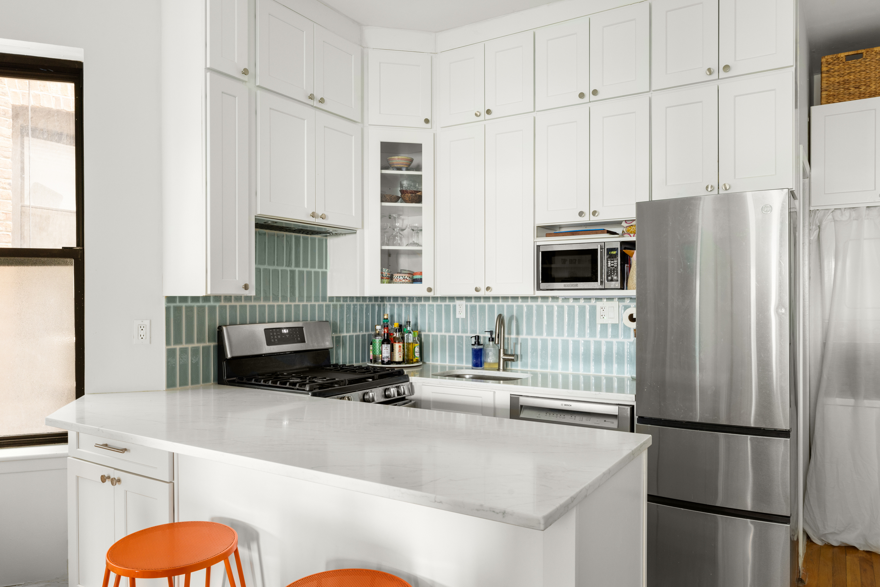 649 Vanderbilt Avenue, Unit 3B Brooklyn, NY 11238 - Photo 2 of 8