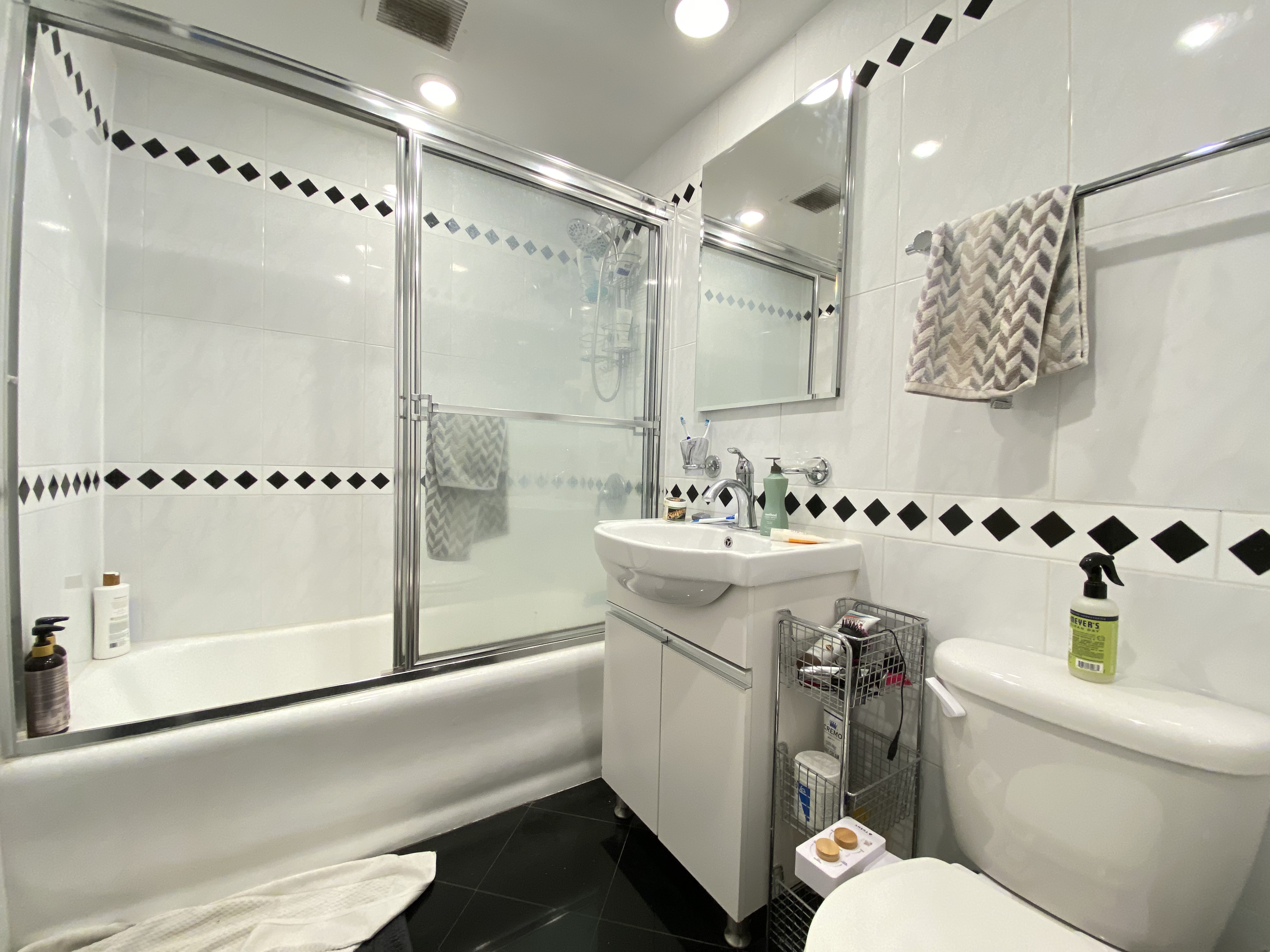 161 West 16th Street, Unit 14H Manhattan, NY 10011 - Photo 5 of 5