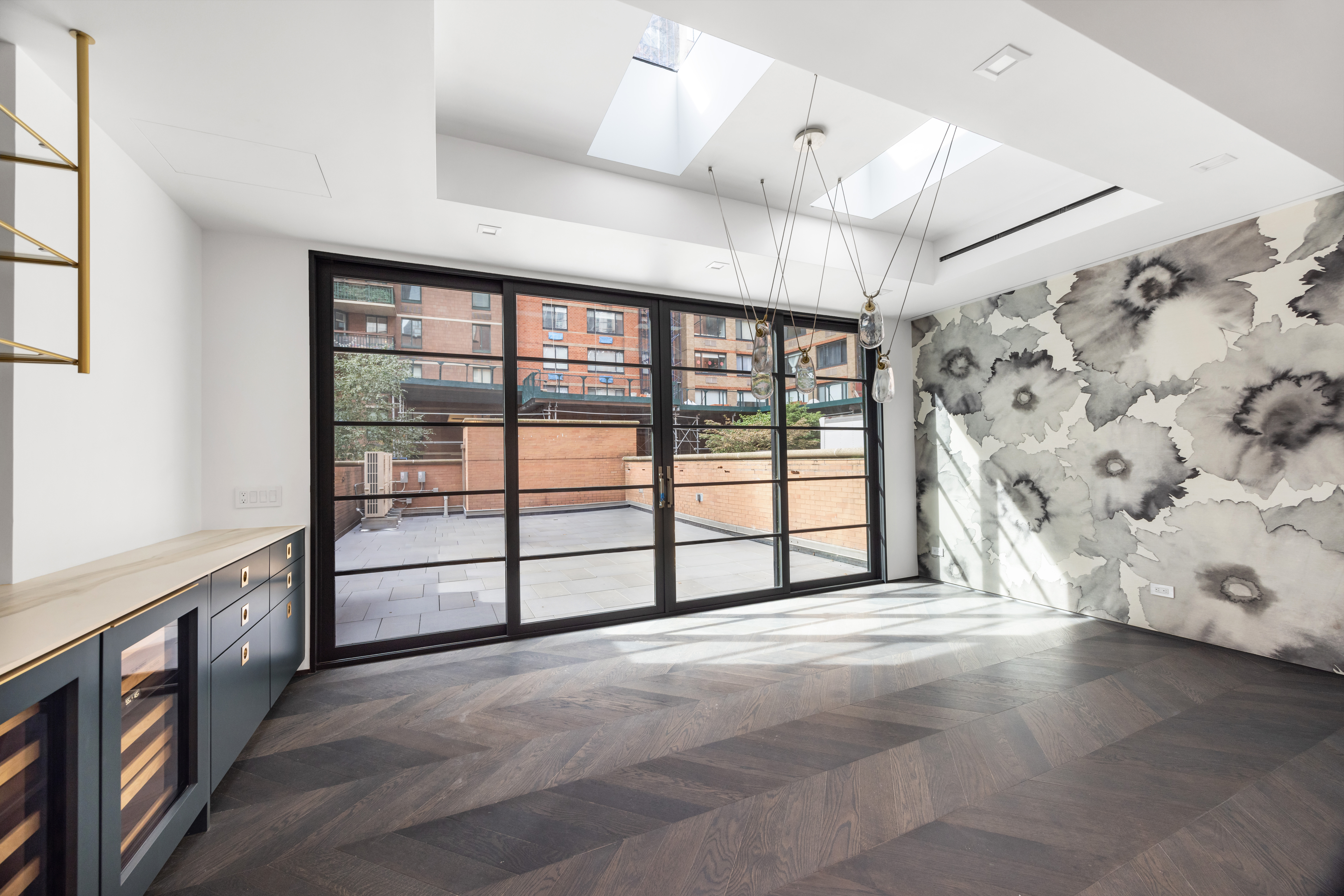 340 Albany Street Manhattan, NY 10280 - Photo 7 of 24 a view of an empty room with a window