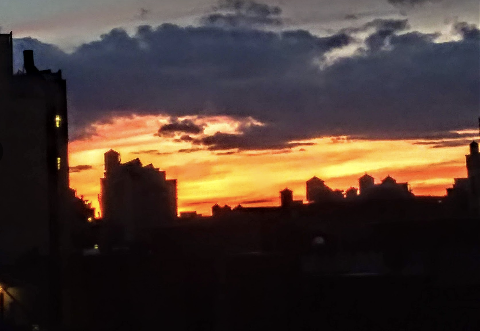 874 Broadway, Unit 907 Manhattan, NY 10003 - Photo 14 of 22 a view of sky from balcony
