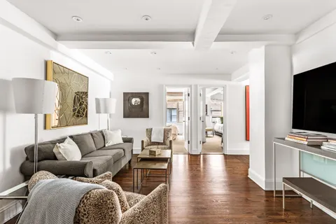 $1,525,000 | 400 East 52nd Street, Unit 3J | Midtown East