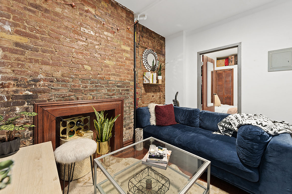 229 East 10th Street, Unit 9 Manhattan, NY 10003 - Photo 2 of 5
