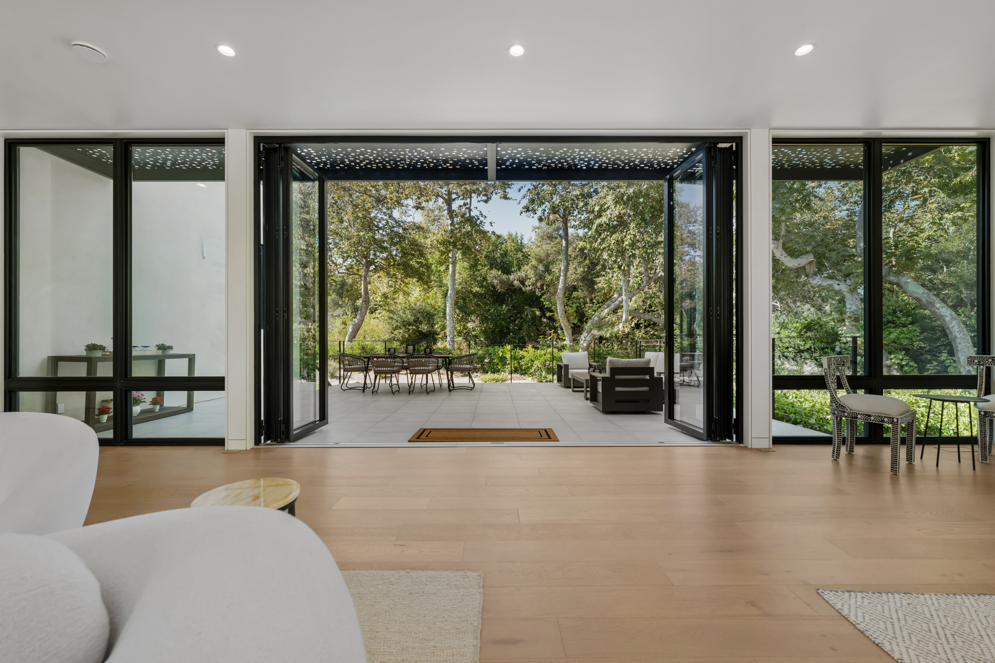 204 Olive Mill Road Montecito, CA 93108 - Photo 5 of 51 Gallery Image 5
