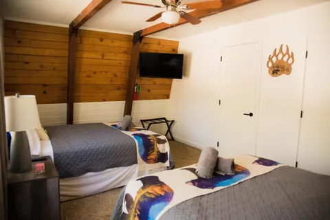 $735,000 | 40057 Highland Lane, Big Bear Lake, CA 92315