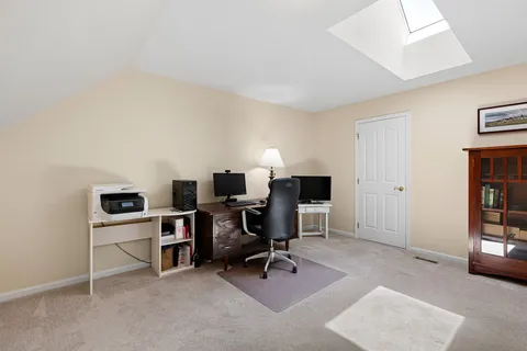 $565,000 | 115 LYNTHWAITE Farm Lane, Wilmington, DE 19803