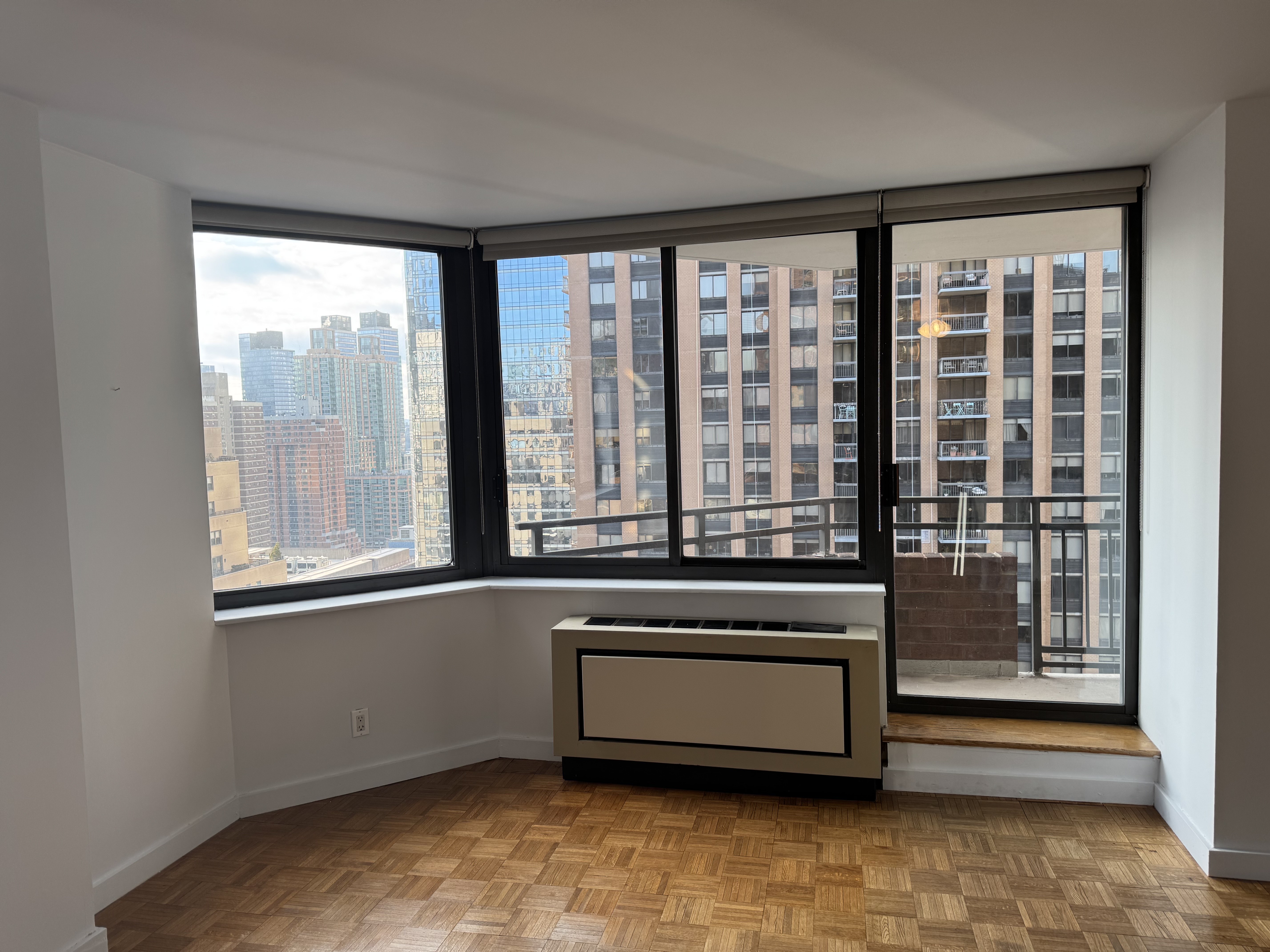 1991 Broadway, Unit 20C Manhattan, NY 10023 - Photo 4 of 6