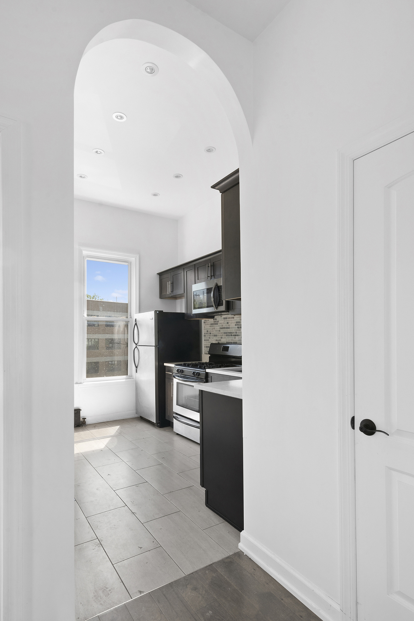 151 Leonard Street, Unit 4 Brooklyn, NY 11206 - Photo 1 of 6