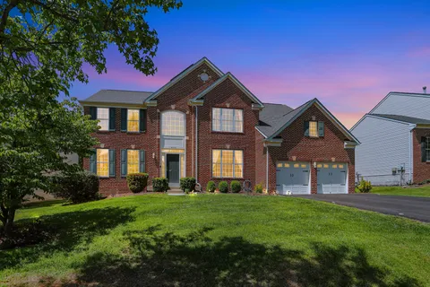 $1,100,000 | 18306 Aspen Dale Court, Boyds, MD 20841