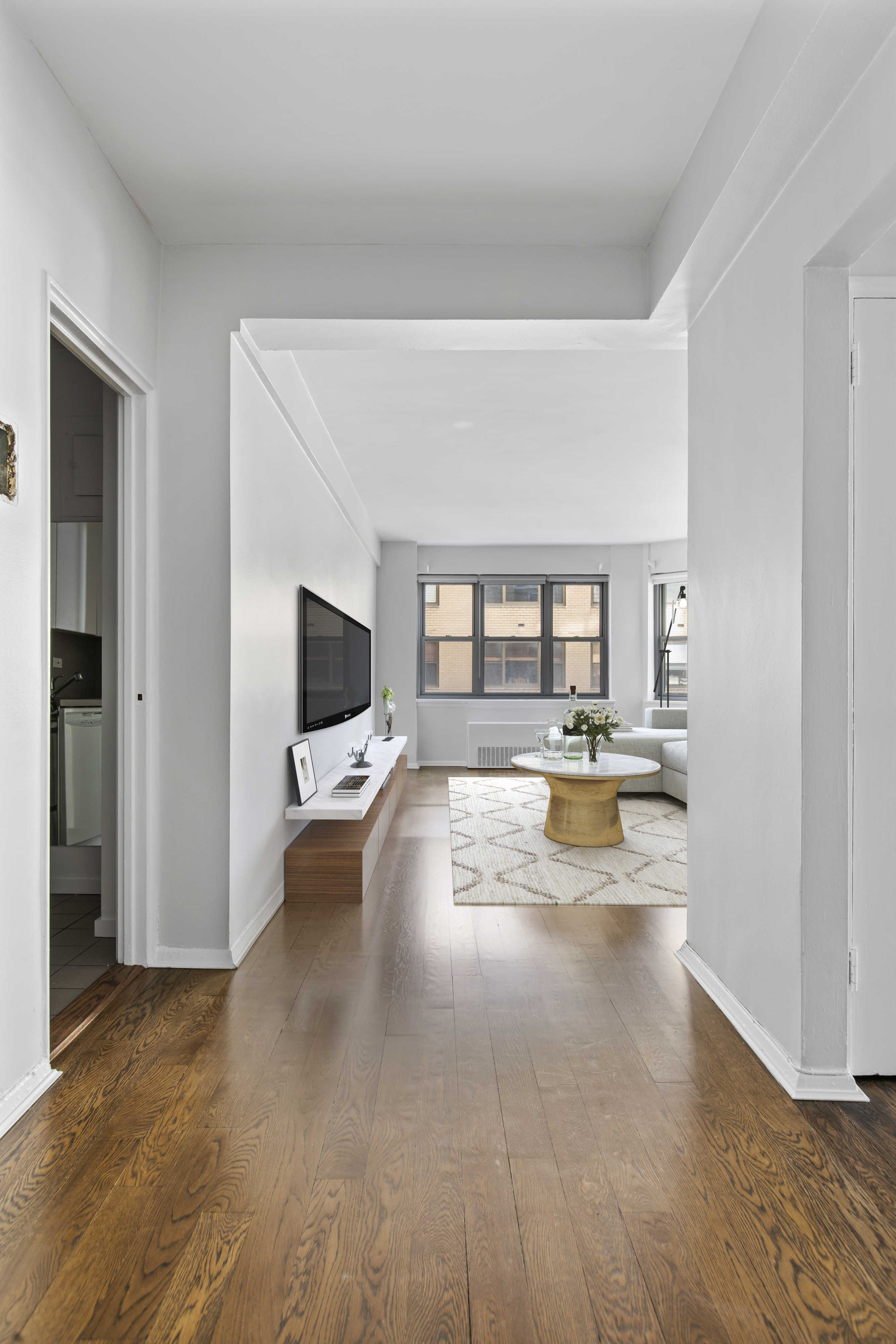 80 Park Avenue, Unit 8D Manhattan, NY 10016 - Photo 2 of 11