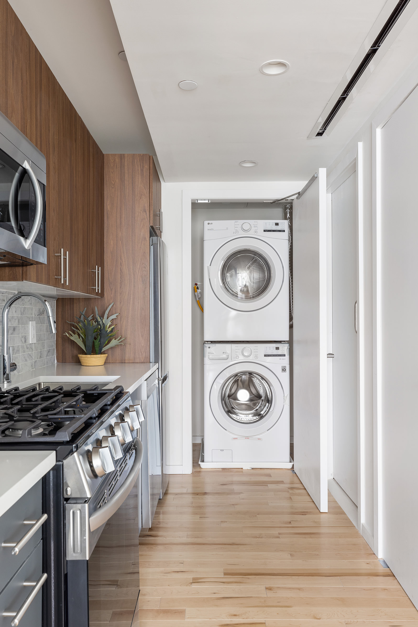 1064 Hancock Street, Unit 203 Brooklyn, NY 11221 - Photo 10 of 14