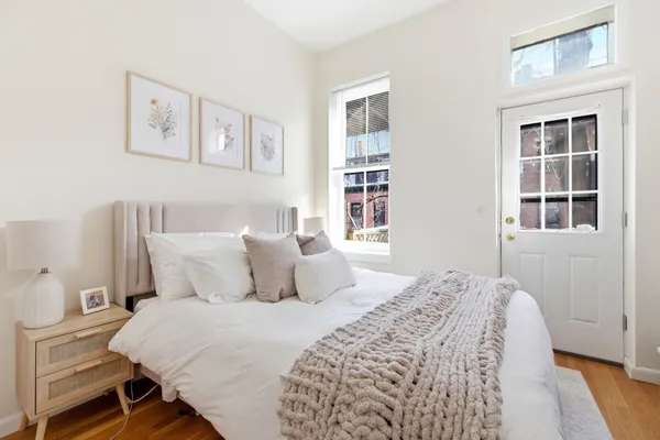 $795,000 | 114 Chandler Street, Unit 3, Boston, MA 02116