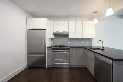 $3,770 | 341 Eastern Parkway, Unit 7F | Crown Heights