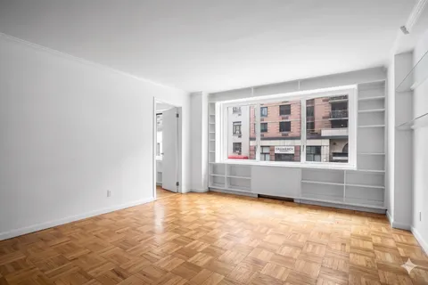 $1,230,000 | 201 East 25th Street, Unit 2FG | Kips Bay