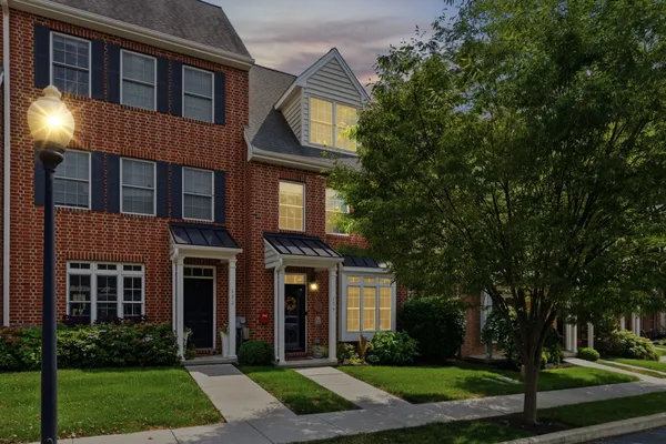 $545,000 | 604 Magnolia Court, Kennett Square, PA 19348