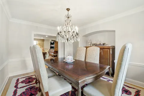 $875,000 | 10 Brooklands, Unit 1H, Bronxville, NY 10708
