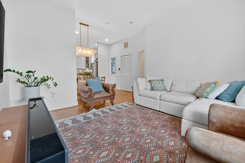 $425,000 | 219 T Street Northeast, Unit 404, Washington, DC 20002