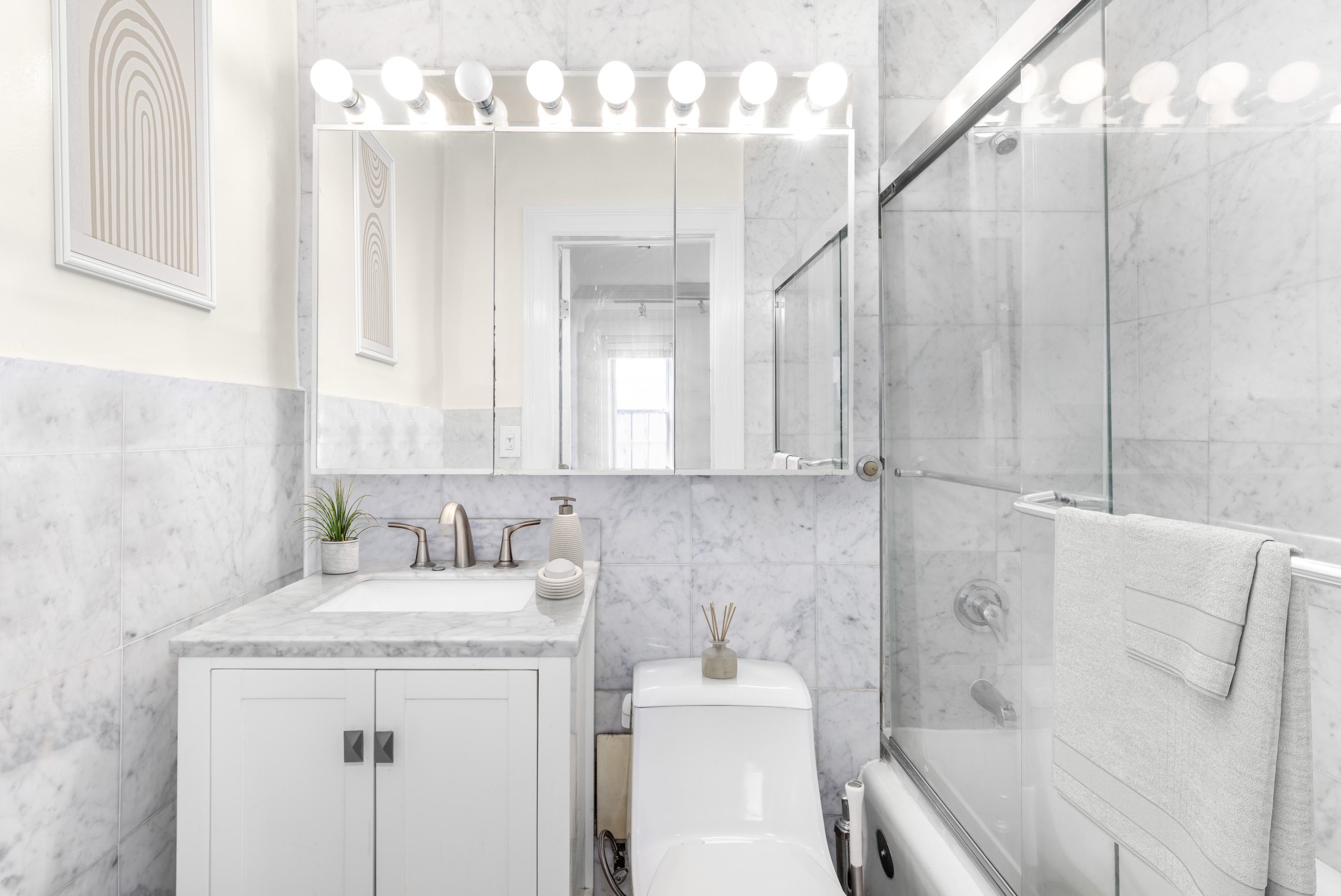 24 5th Avenue, Unit 609 Manhattan, NY 10011 - Photo 8 of 9