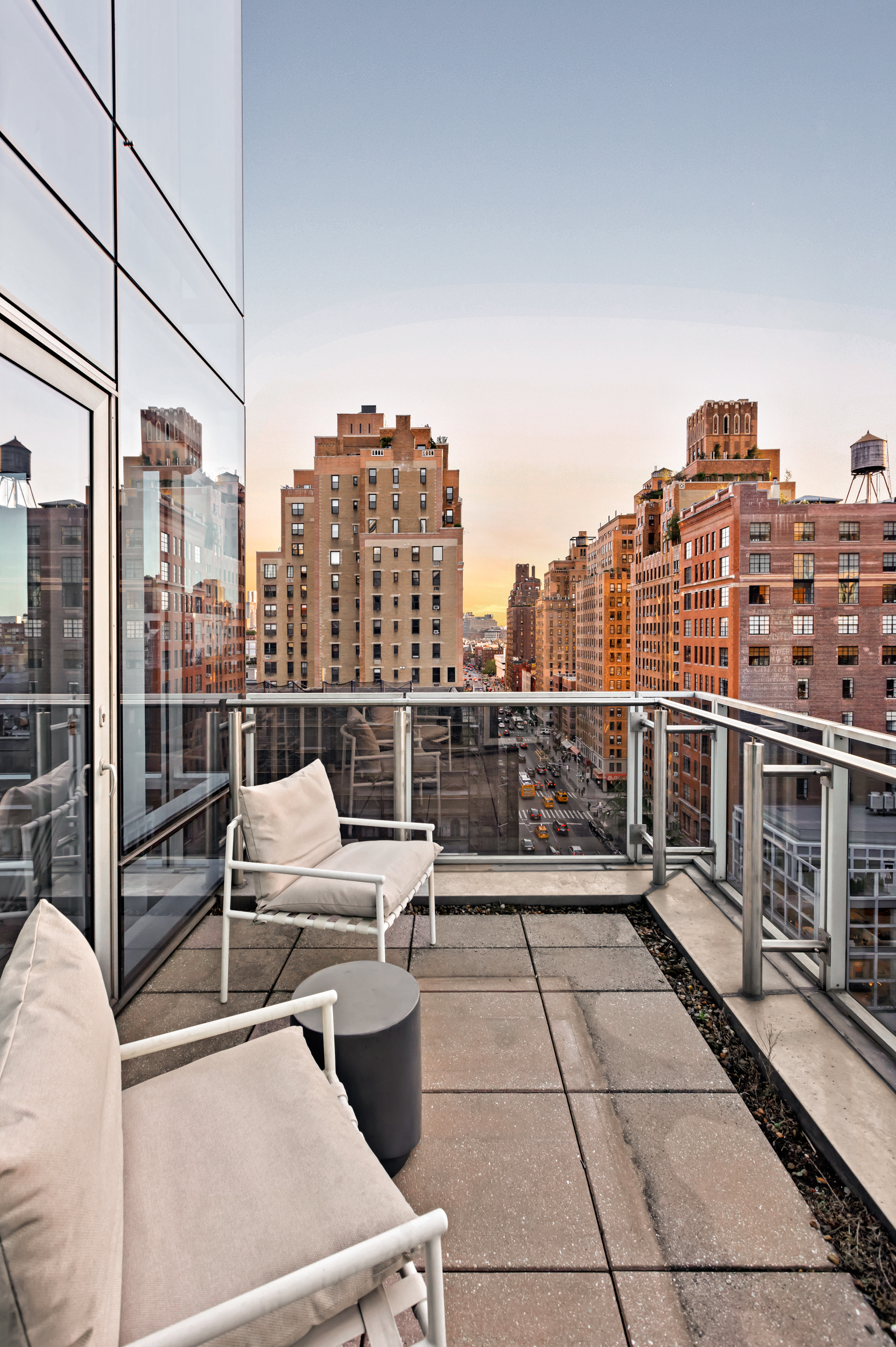 166 West 18th Street, Unit PH11 Manhattan, NY 10011 - Photo 13 of 16 a view of roof deck with city view