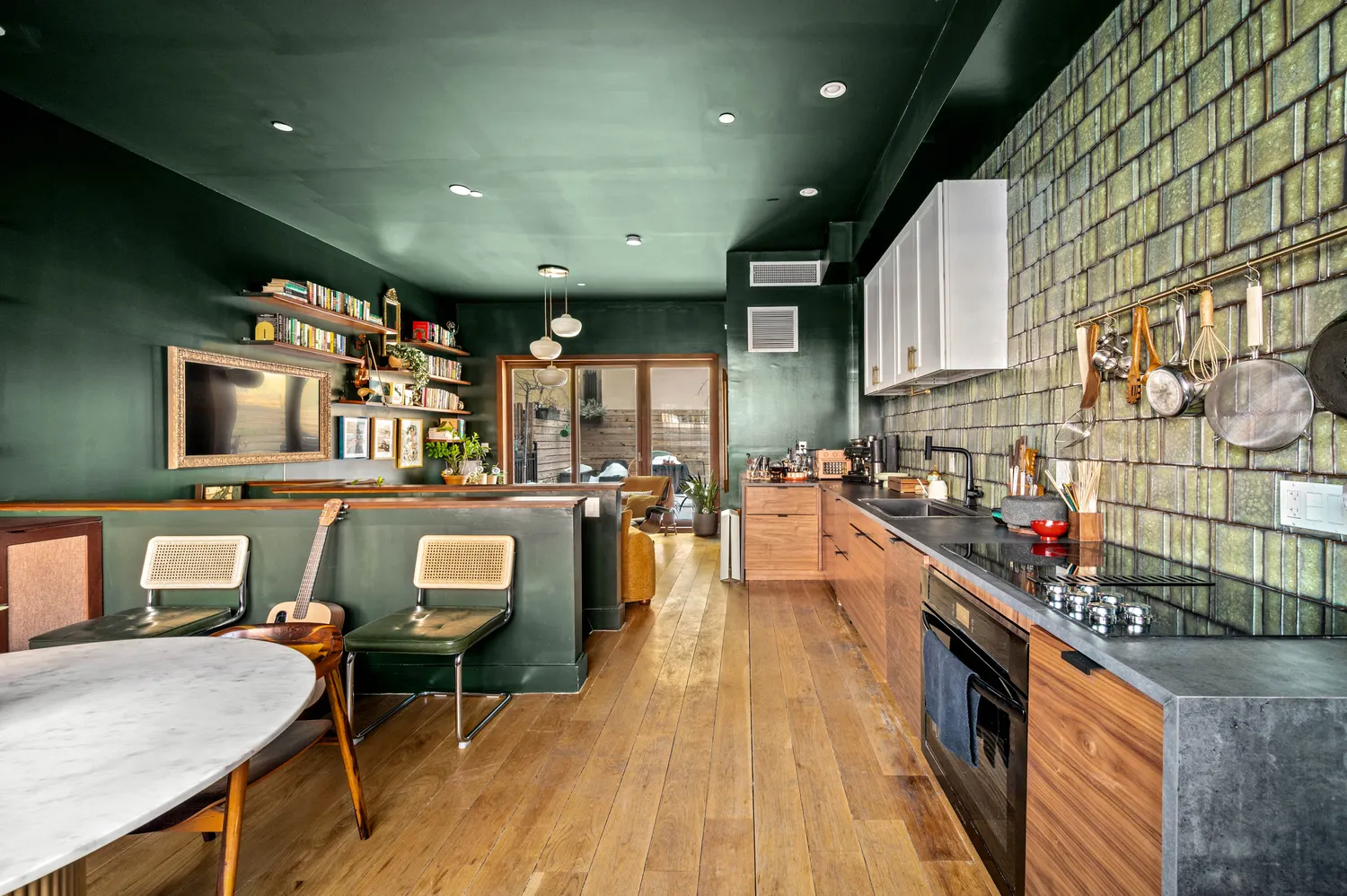 $3,800 | 210 Pulaski Street, Unit 1A | Bedford-Stuyvesant