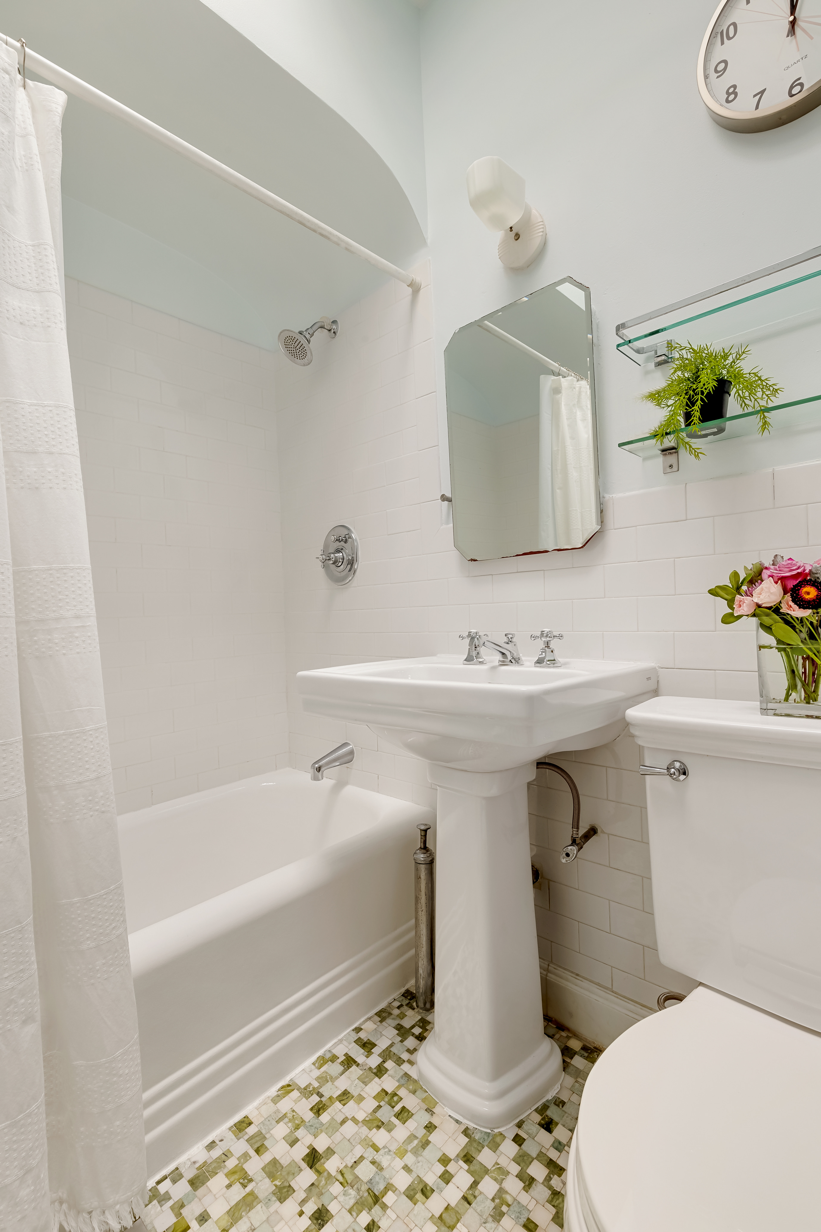 636 17th Street Brooklyn, NY 11218 - Photo 14 of 16