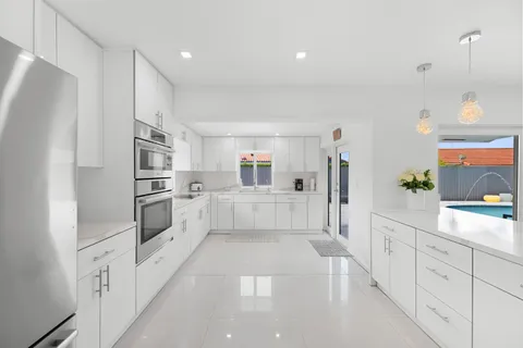 $890,000 | 9724 Southwest 4th Terrace, Miami, FL 33174