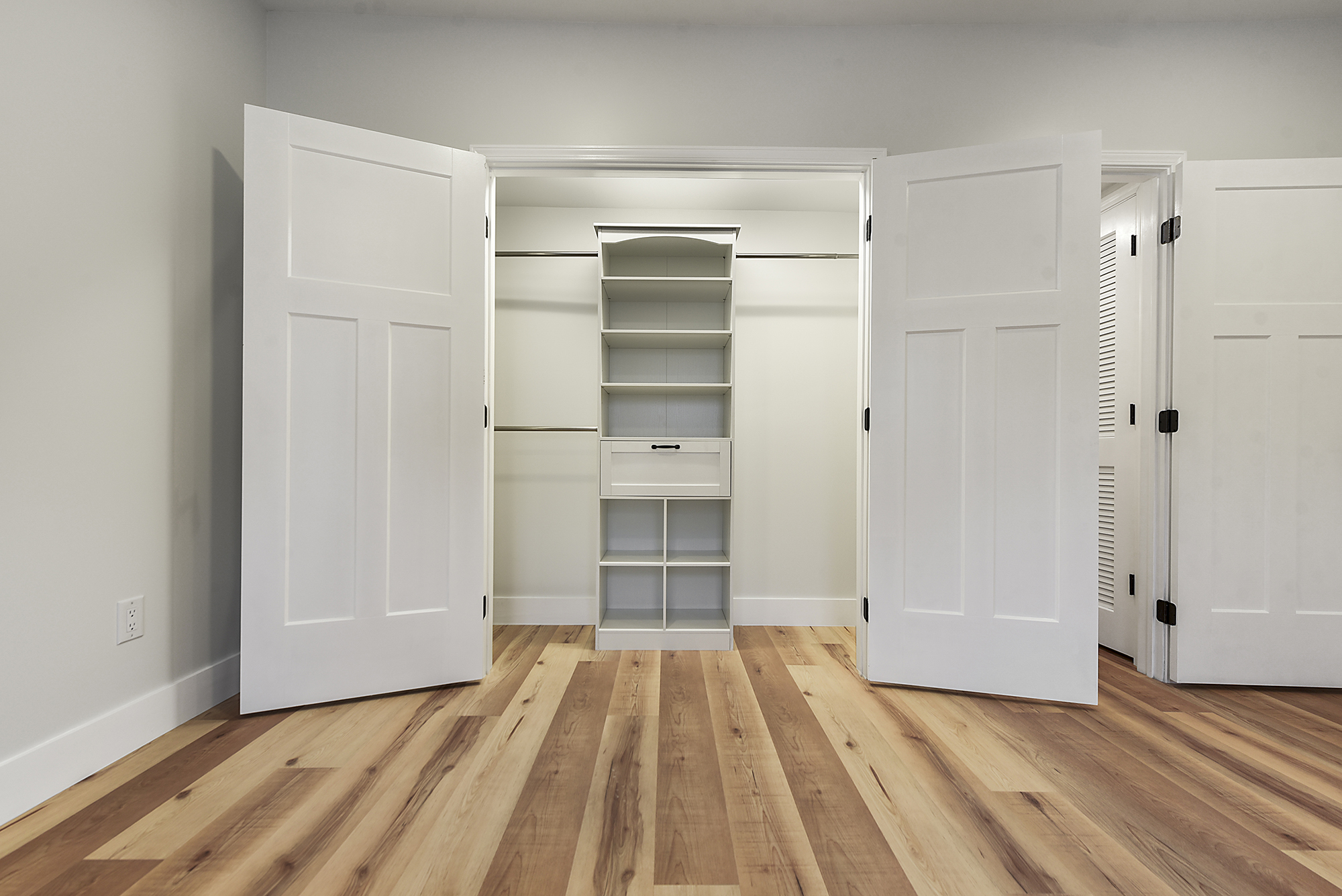 5412 Carnegie Street Pittsburgh, PA 15201 - Photo 36 of 55 a view of empty room with wooden floor and closet