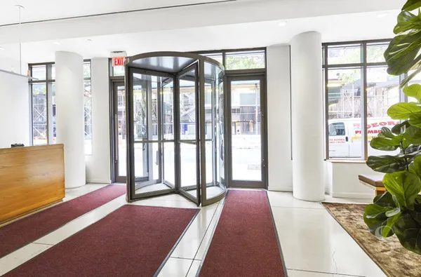 $1,200,000 | 4 West 21st Street, Unit 14A | Flatiron