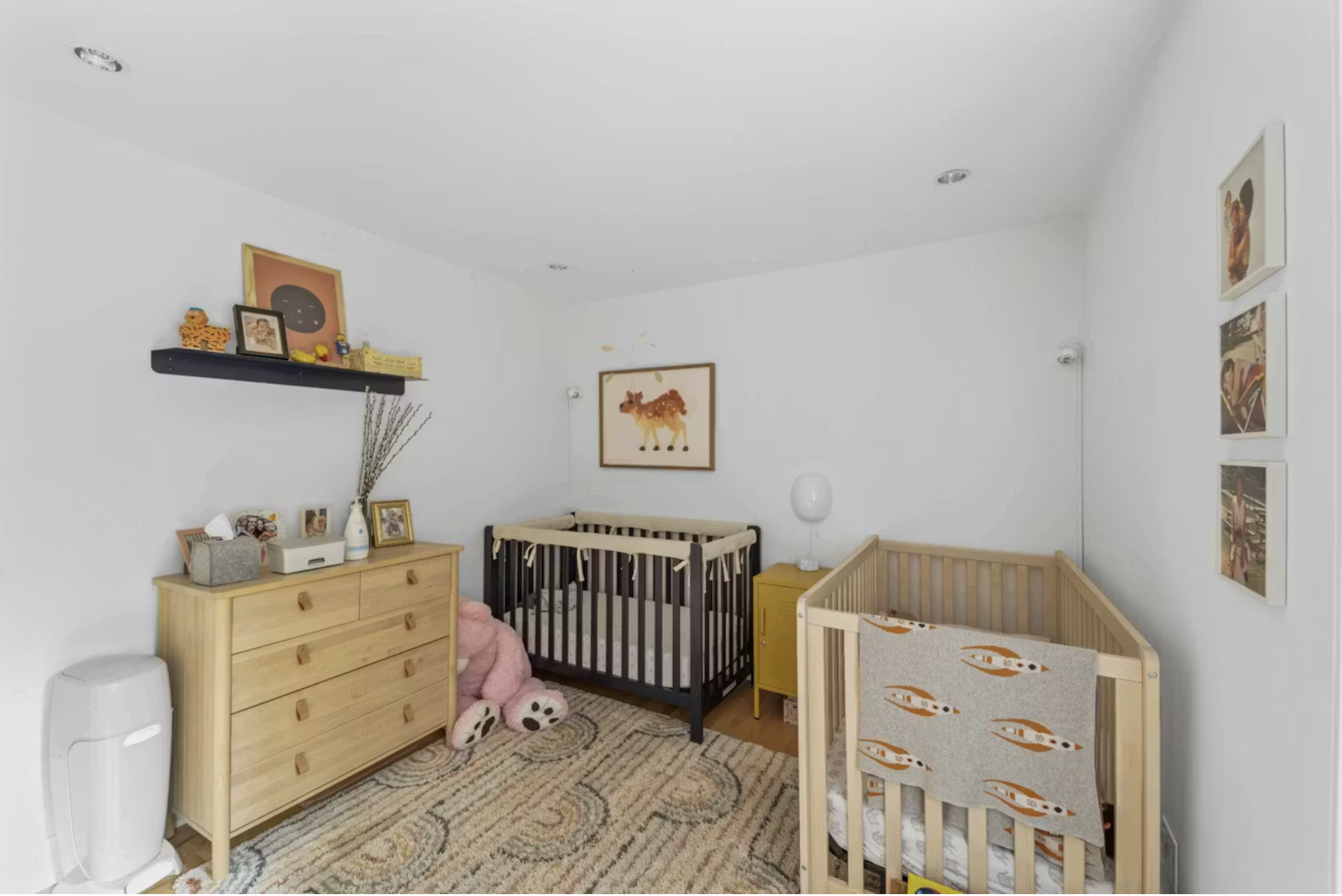 304 Warren Street, Unit 1 Brooklyn, NY 11201 - Photo 7 of 16 a bedroom with furniture and a window